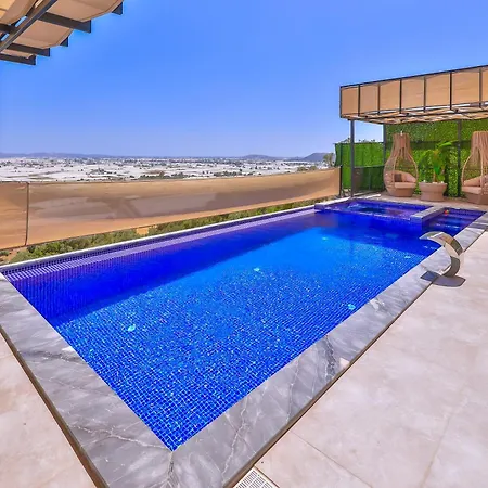 Villa Lalezar *