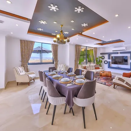 Villa Lalezar *