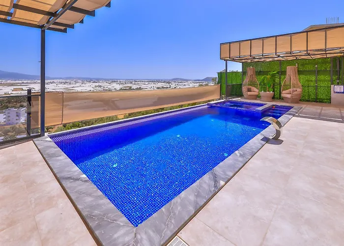 Villa Lalezar *
