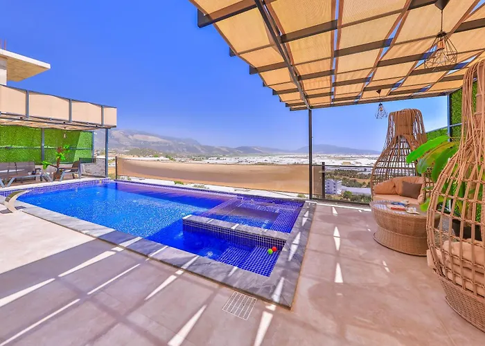 Lalezar Villa