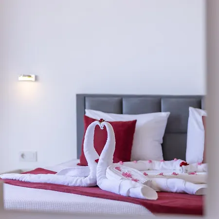 Lalezar Cavdir (Kas)