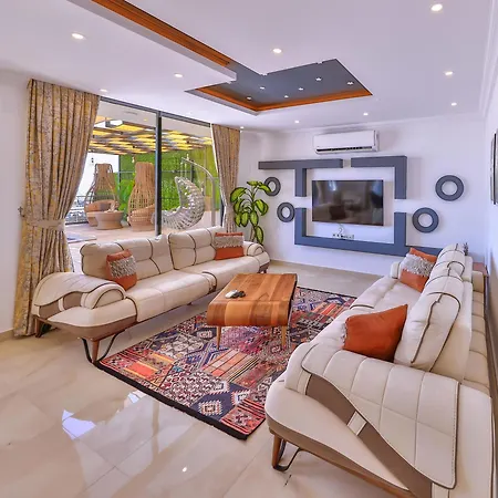 Lalezar Villa *