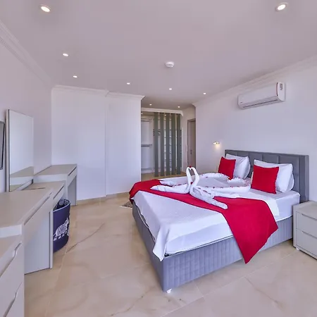 Lalezar Villa