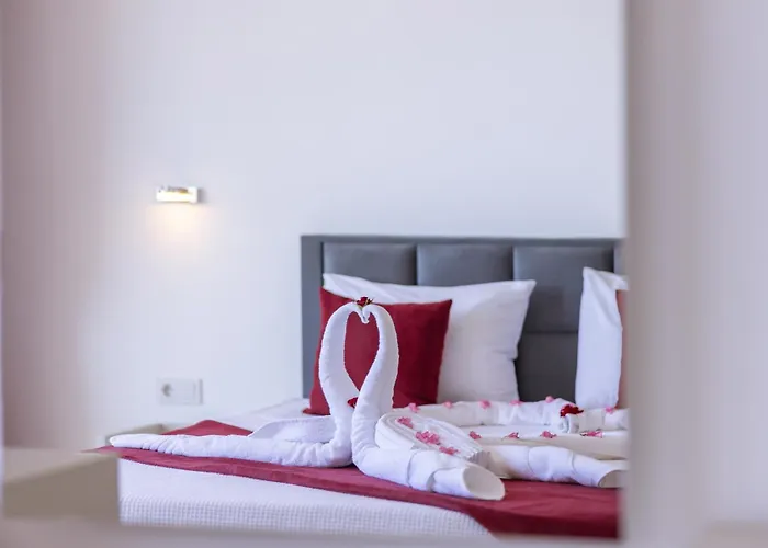 Lalezar Cavdir (Kas)