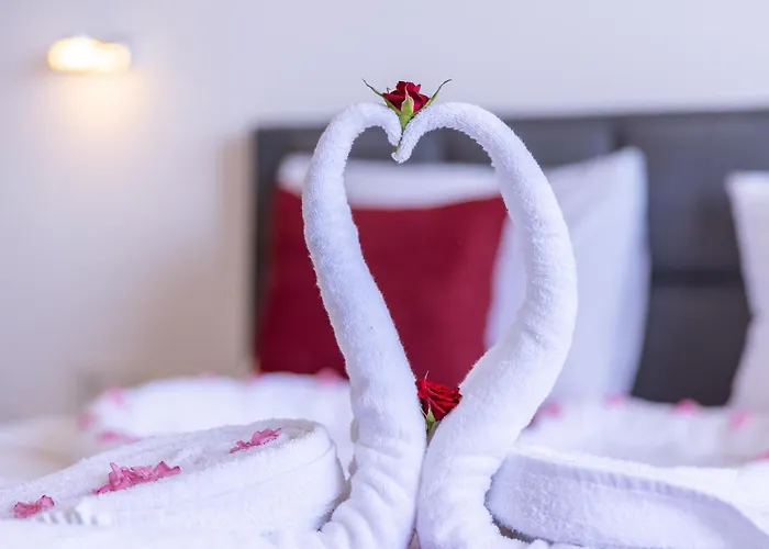 Lalezar Cavdir (Kas)