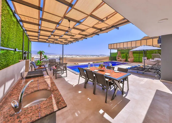 Lalezar Cavdir (Kas)