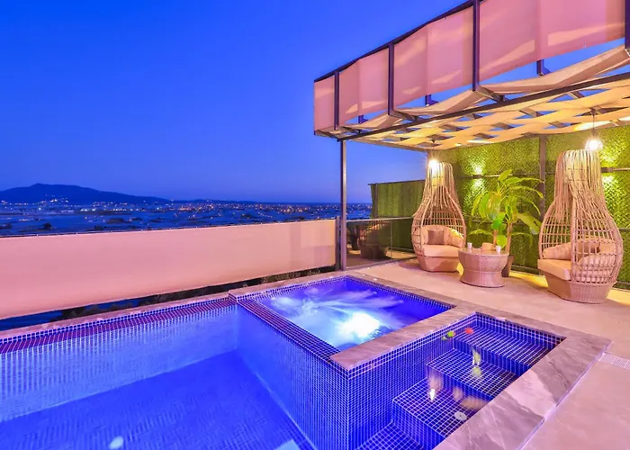 Lalezar Cavdir (Kas)